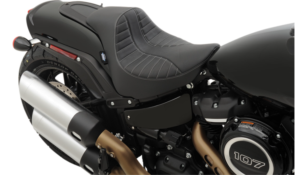 DRAG SPECIALTIES EZ-Solo Seat - Scorpion Stitch - Silver Thread - Vinyl - 21-1/2" - Fat Bob 18+ - 0802-1129