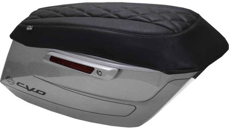 MUSTANG Deluxe Diamond Saddlebag Lid Cover - Black w/ Black Stitch - FLH/FLT '23-'25 - 88470
