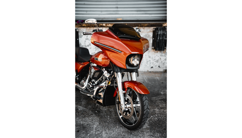 CUSTOM DYNAMICS LED Headlight - Shark Demon - FLHX/SE '23-'25 - SD2-23BAT-W