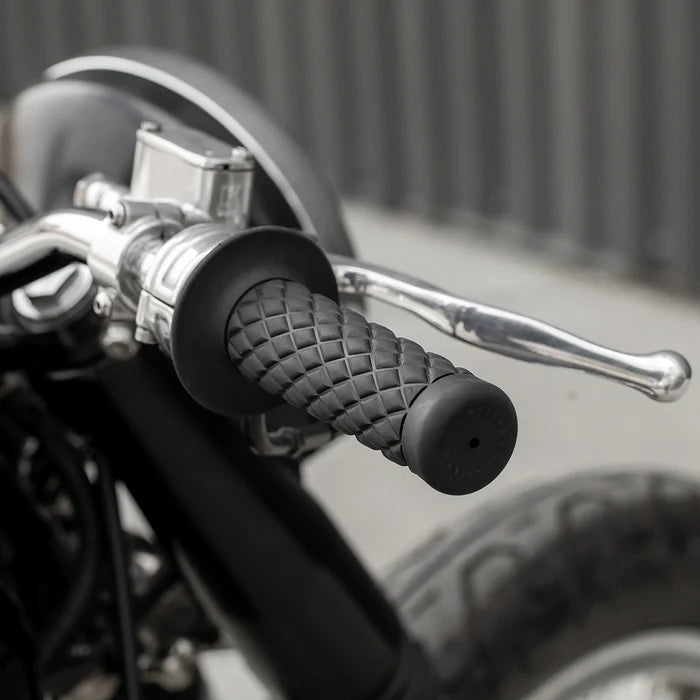 BILTWELL Grips - Thruster - 1" - Black 6702-0101
