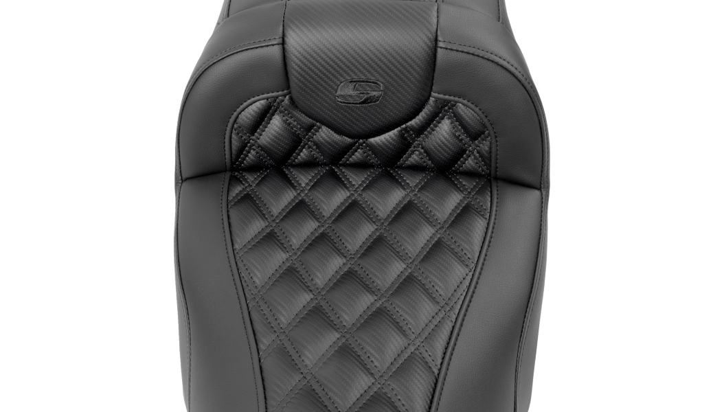 SADDLEMEN RoadSofa Seat - without Backrest - Carbon Fiber - Lattice Stitch - FLTR/FLHX '23-'24 - 823-07-20600 - PartsOutlet.com.au