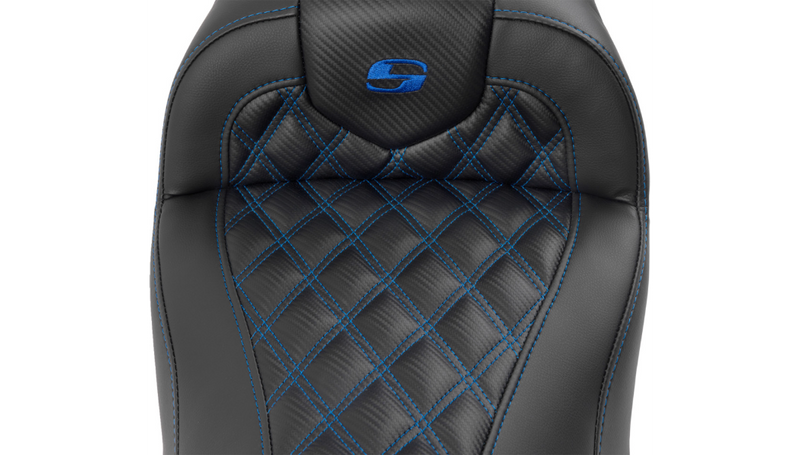 SADDLEMEN RoadSofa Seat - with Backrest - Carbon Fiber - Lattice Stitch - Blue Stitch - FLTR/FLHX '23-'25 - 823-07-206B1