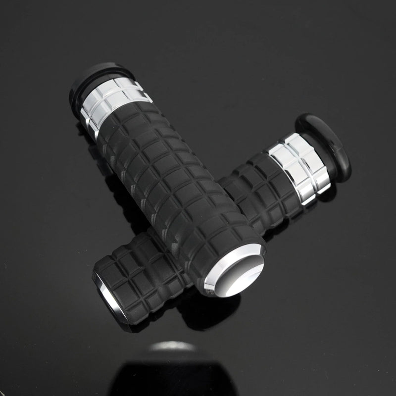 ARLEN NESS Grips - SpeedLiner - TBW - Chrome - 24-later FLHX / FLTRX - 500-063 - PartsOutlet.com.au