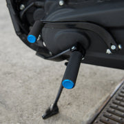 ARLEN NESS KNURLED FOOTPEGS, BLUE - STANDARD MALE MOUNT - 07-937 - PartsOutlet.com.au