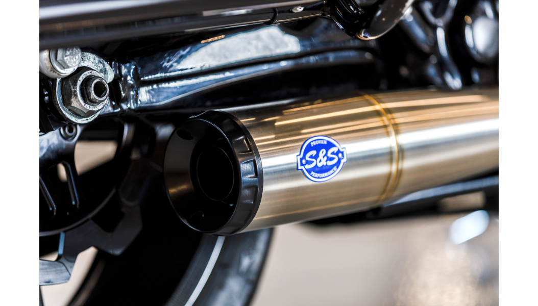 S&S CYCLE S&S Cycle Diamondback 2-1 50 State Exhaust System, Stainless Steel with Black Endcap for 2017-'22 M8 Touring Models - 550-0999A - PartsOutlet.com.au