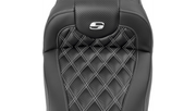 SADDLEMEN RoadSofa Seat - without Backrest - Carbon Fiber - Lattice Stitch - Silver Stitch - FL/FX '23-'24 - 823-07-20605 - PartsOutlet.com.au