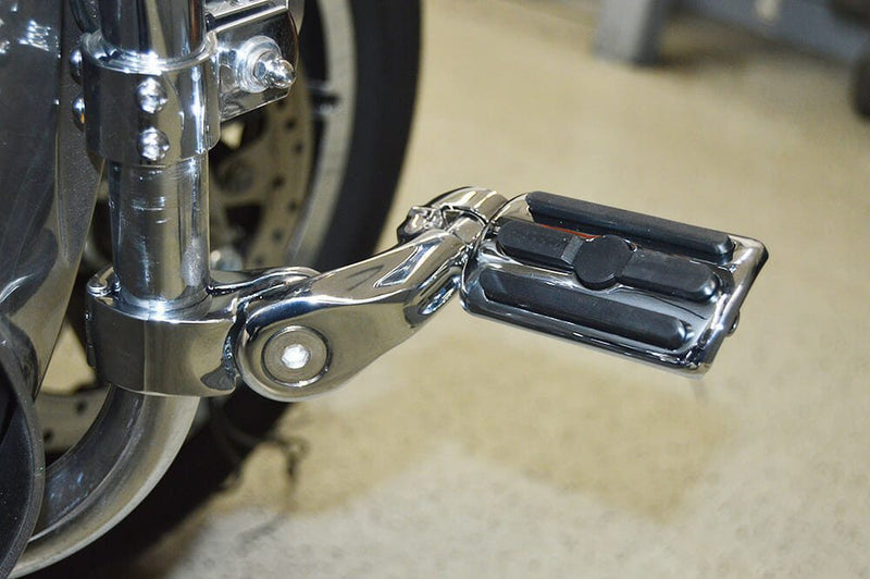 RIVCO PRODUCTS Highway Pegs with Mount - Chrome - MV120