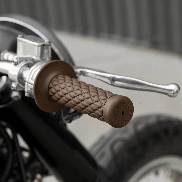 BILTWELL Grips - Thruster - 1" - Chocolate 6702-0401