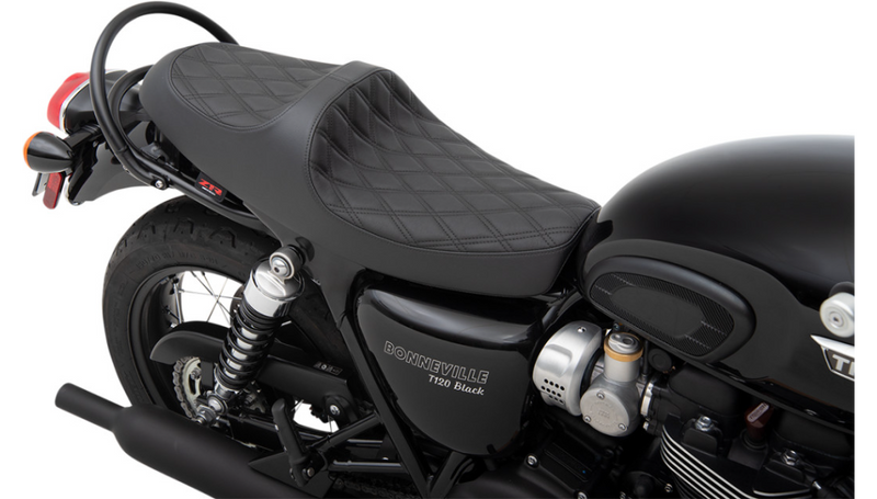 Z1R Predator III Seat - Black - Triumph '16-'19 Vinyl - Double Diamond 0810-2211 - PartsOutlet.com.au