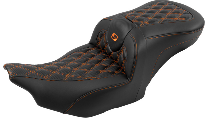 SADDLEMEN RoadSofa Seat - with Backrest - Carbon Fiber - Lattice Stitch - Orange Stitch - FLTR/FLHX '23-'25 - 823-07-206B3