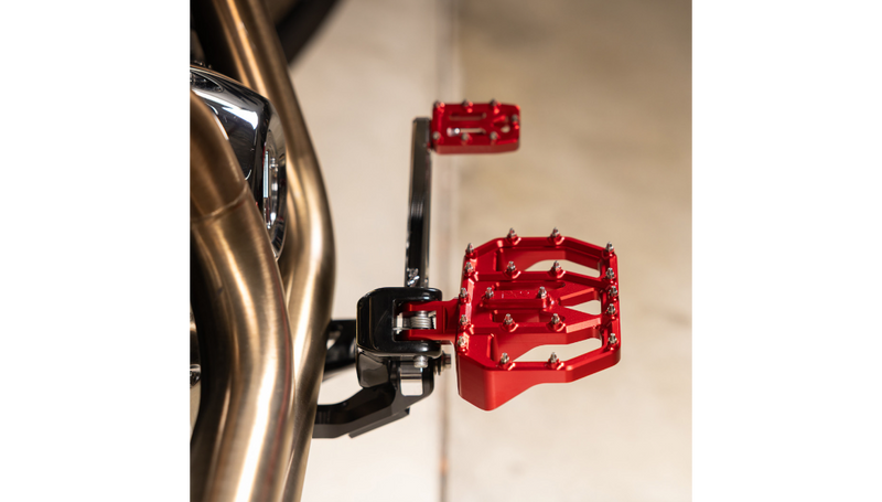 THRASHIN SUPPLY Mini Aggressor Floorboards - Red - Rear - Harley-Davidson '72-'25 - TSC-2031-2-D