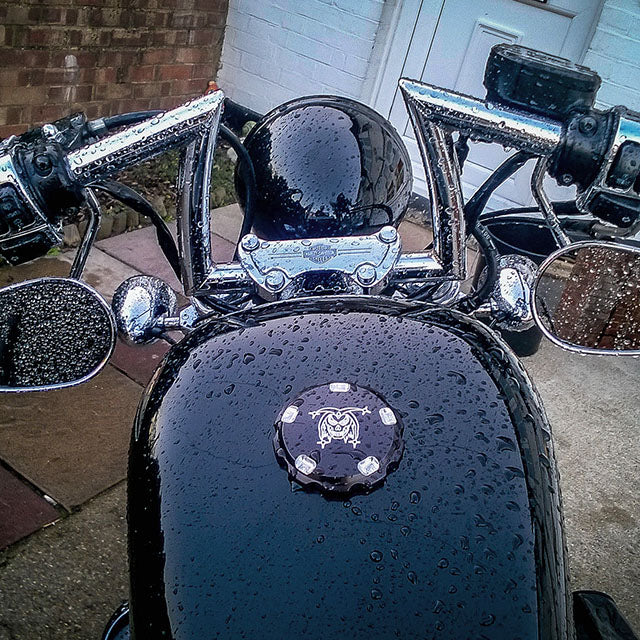 JOKER MACHINE Joker Gas Cap - Black - Harley-Davidson 1993-2023 - 10-441B - PartsOutlet.com.au