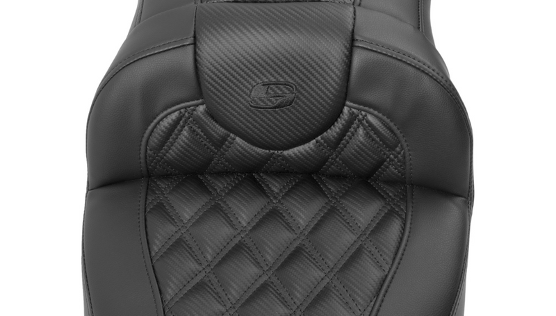 SADDLEMEN Roadsofa Extended Reach Seat - with Backrest - Carbon Fiber - Lattice Stitch - FLTR/FLHX '23-'25 - 823-07-207B0