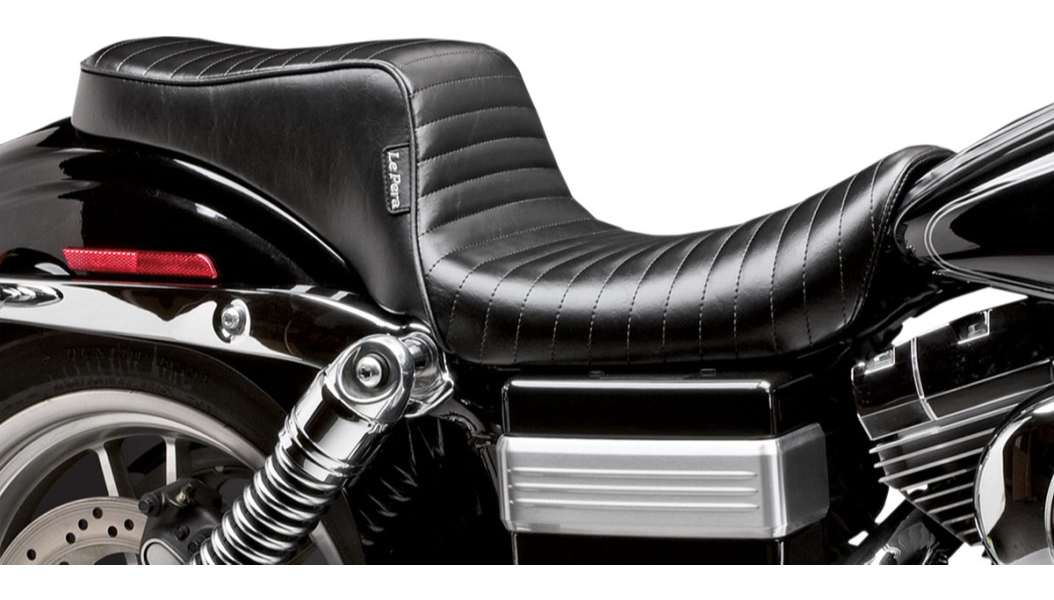 LE PERA Cherokee Seat - Pleated - FXD '06-17 - LK-021PT