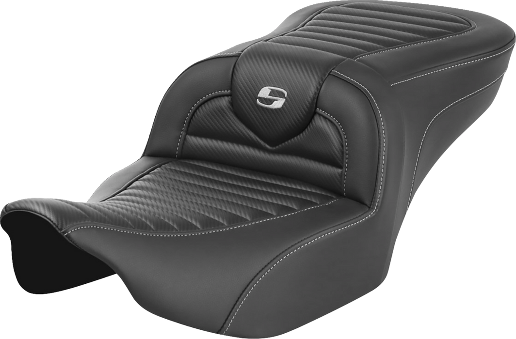 SADDLEMEN Roadsofa Seat - without Backrest - Tuck-n-Roll - Carbon Fiber - FLTR/FLHX '23-'24 823-07-20400 - PartsOutlet.com.au