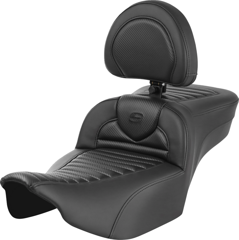SADDLEMEN Roadsofa Extended Reach Seat - with Backrest - Tuck-n-Roll - Carbon Fiber - FLTR/FLHX '23-'24 823-07-205B0 - PartsOutlet.com.au