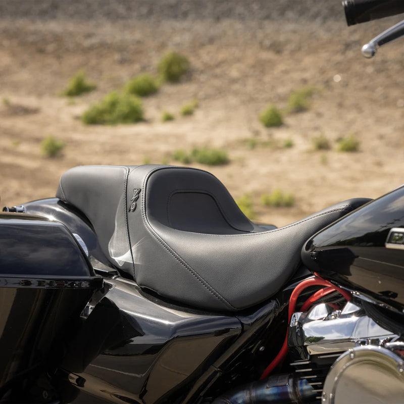 SADDLEMEN Thrashin ' Pro Series Seat - Smooth - FLH/FLT '08-'23 - TS80807