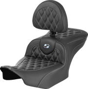SADDLEMEN RoadSofa Seat - with Backrest - Carbon Fiber - Lattice Stitch - Silver Stitch - FLTR/FLHX '23-'24 - 823-07-206B5 - PartsOutlet.com.au