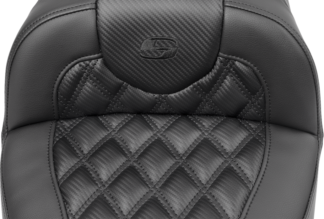 SADDLEMEN Roadsofa Extended Reach Seat - without Backrest - Carbon Fiber - Lattice Stitch - FLTR/FLHX '23-'24 - 823-07-20700 - PartsOutlet.com.au