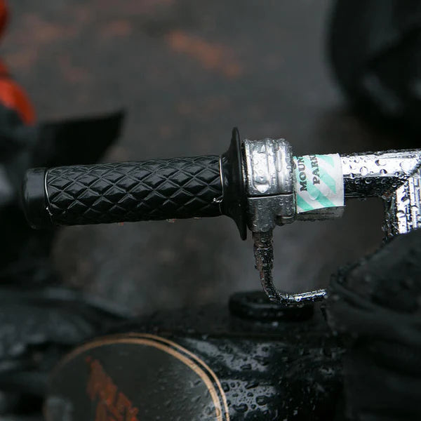 BILTWELL Throttle - Single Cable - Whiskey - Polished 6601-303-01 - PartsOutlet.com.au