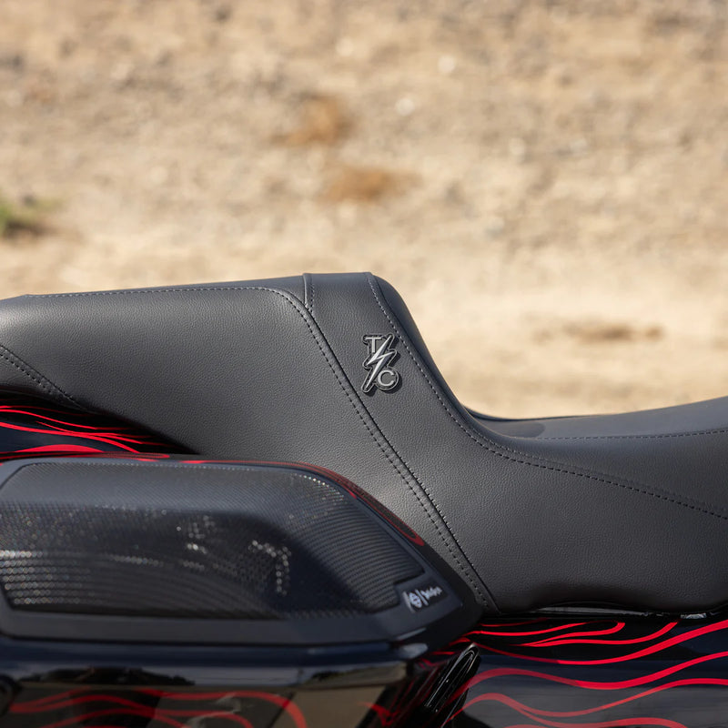 SADDLEMEN Thrashin ' Pro Series Seat - Smooth - FLT/FLH '23-'25 - TS82307