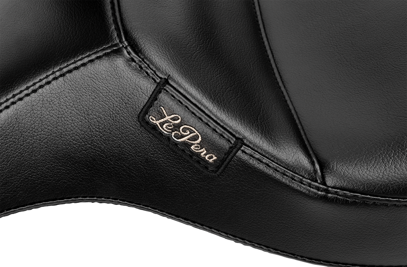 LE PERA Outcast Seat - With Backrest - Plain - FLH/FLT '23-'24 LV-997BR