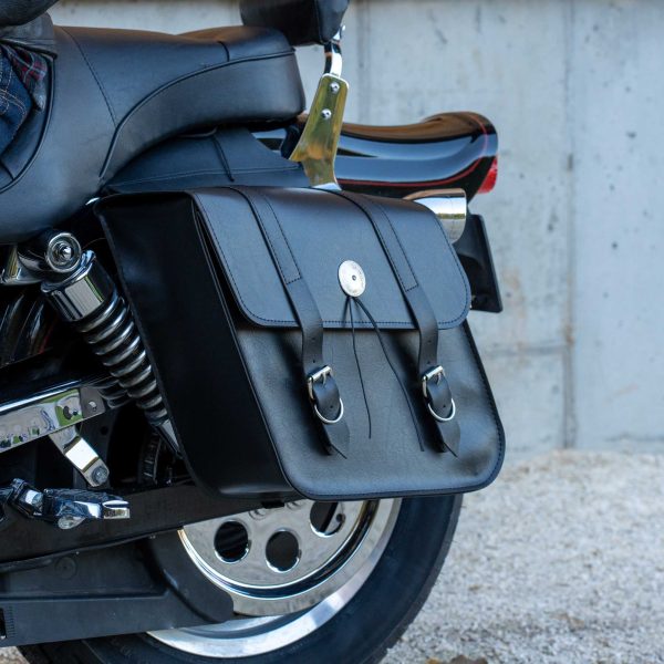 WILLIE & MAX LUGGAGE Slant Compact Saddlebag 58707-00 - PartsOutlet.com.au