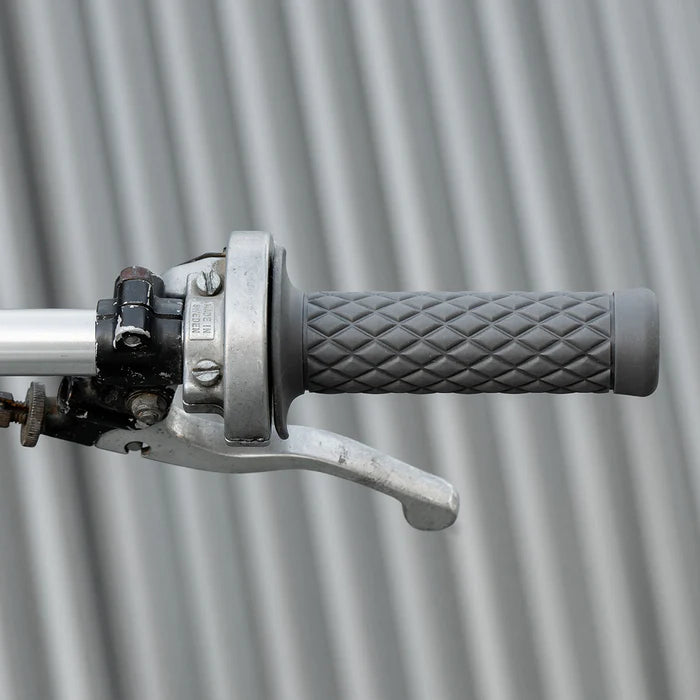 BILTWELL Grips - Thruster - 7/8" - Gray 6702-0578