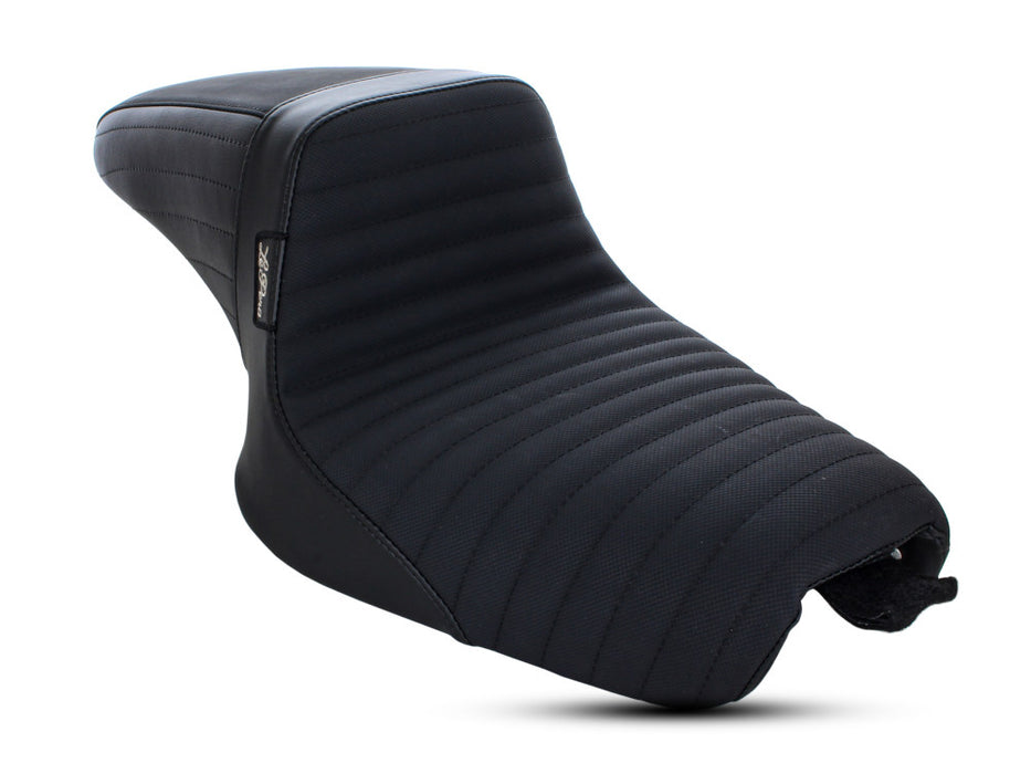 LE PERA Kickflip Dual Seat With Pleated Gripper Tape. Fits Sportster 2004-2006 & Sportster 2010-2021 Models With Either 3.3 Or 4.5 Gallon Tank - LK-596PTGP