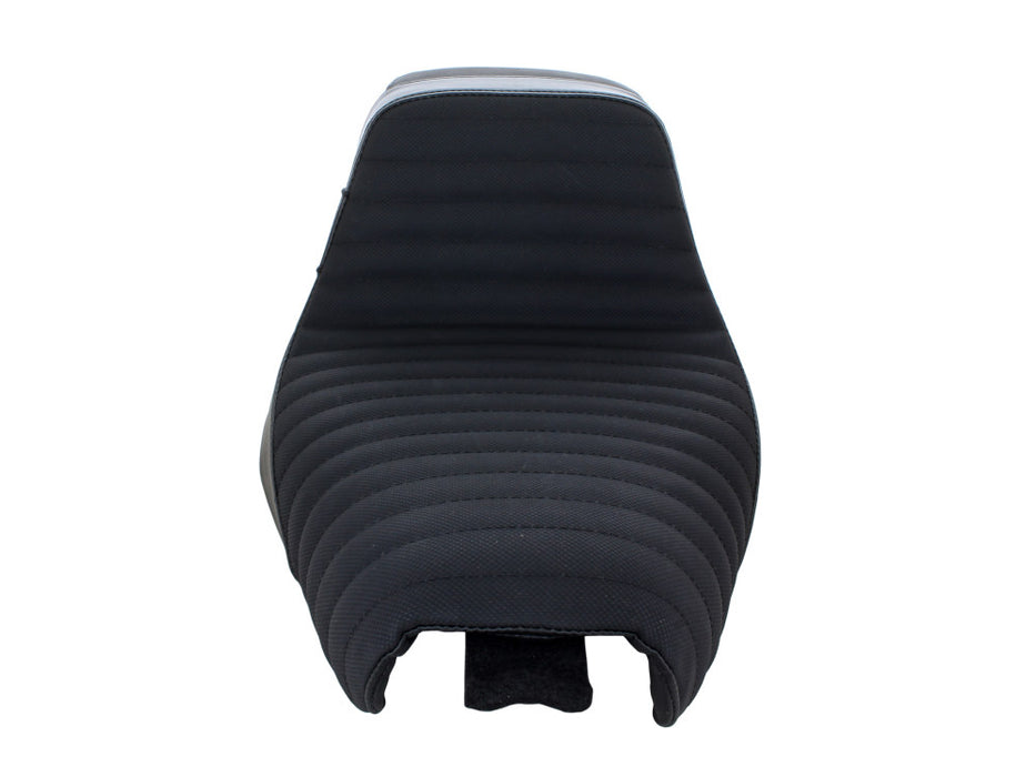 LE PERA Kickflip Dual Seat With Pleated Gripper Tape. Fits Sportster 2004-2006 & Sportster 2010-2021 Models With Either 3.3 Or 4.5 Gallon Tank - LK-596PTGP