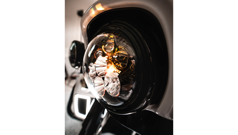 CUSTOM DYNAMICS Headlight - Shark Demon - LED - Color Changing - FL '94-'16 - SD2-7-13