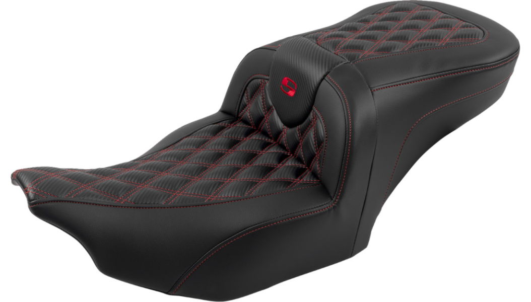 SADDLEMEN RoadSofa Seat - with Backrest - Carbon Fiber - Lattice Stitch - Red Stitch - FLTR/FLHX '23-'24 - 823-07-206B4