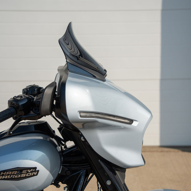 KLOCK WERKS Flare Windshield - 10" - Dark Smoke - 2024+ Street Glide FLHX - KWW-01-0709-DS