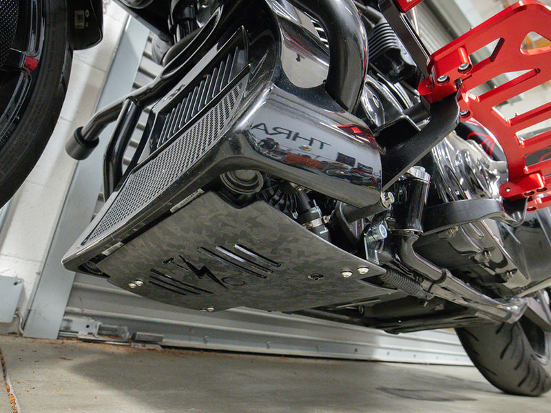 Thrashin Supply Skid Plate – Carbon Fibre Forged Weave. Fits CVO Touring 2023up & Street Glide & Road Glide 2024up – TSC-3035-1