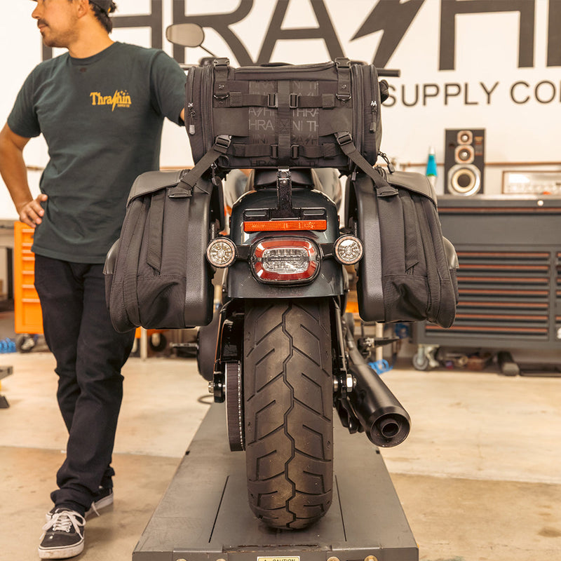 THRASHIN SUPPLY CO. Sport Saddlebags - Dyna / M8 Softail - 60 Liter TSB-0024