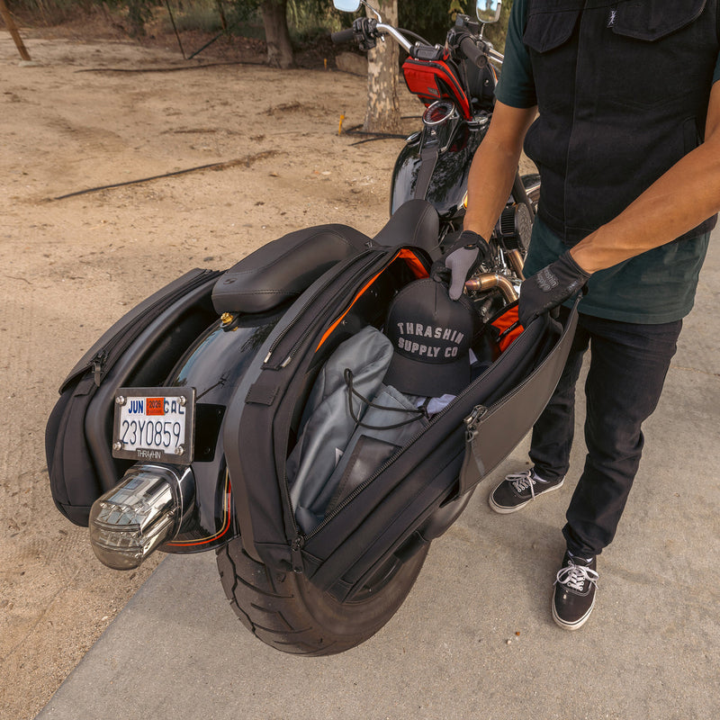 THRASHIN SUPPLY CO. Sport Saddlebags - Dyna / M8 Softail - 60 Liter TSB-0024