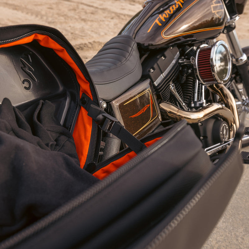 THRASHIN SUPPLY CO. Sport Saddlebags - Dyna / M8 Softail - 60 Liter TSB-0024