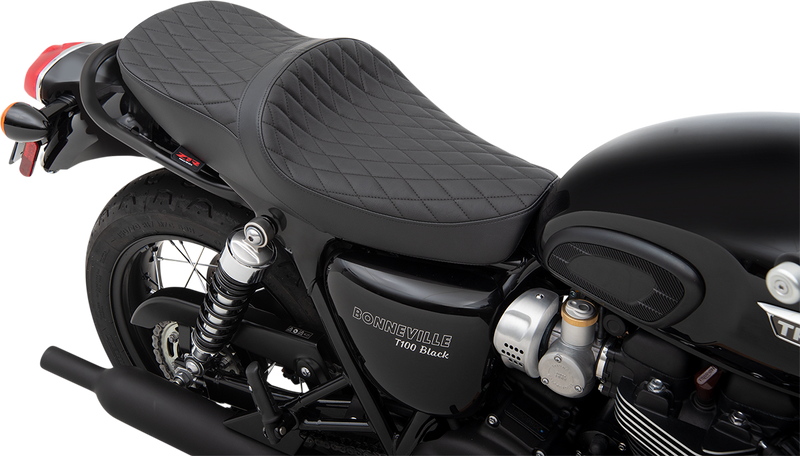 Z1R Low TR Seat - Diamond - Black - Triumph '01-'17 - 0810-2226 - PartsOutlet.com.au