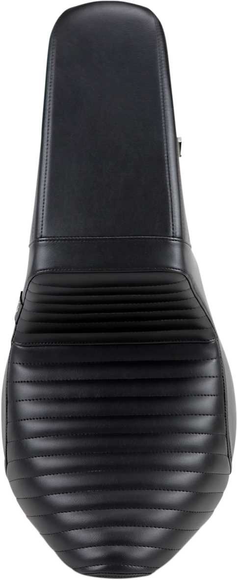 LE PERA Kickflip Seat - Pleated - Softail '18+ LYF-590PT - PartsOutlet.com.au