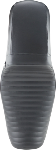 LE PERA Kickflip Daddy Long Legs Seat - Pleated - FX '06+ LK-591DLPT - PartsOutlet.com.au