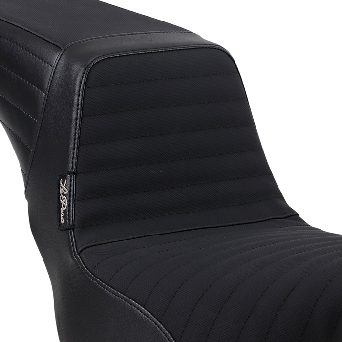 LE PERA Kickflip Seat - Pleated Grip - Softail '18+ LYB-590PTGP