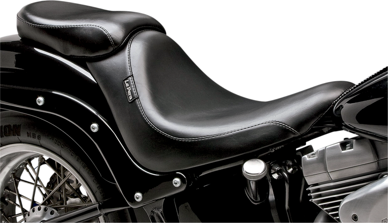 LE PERA Silhouette Deluxe Pillion Pad. Fits Softail 2006-2017 With 200 Rear Tyre - LK-800P - PartsOutlet.com.au