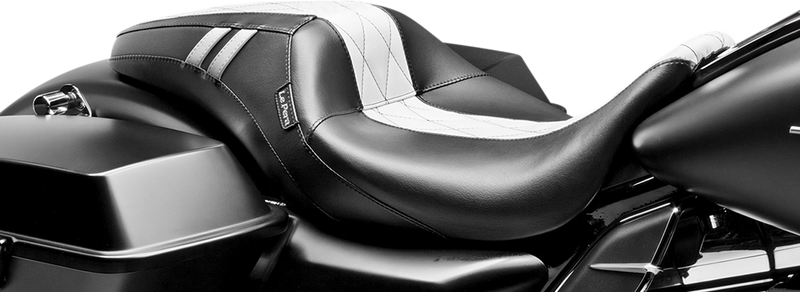 LE PERA Outcast Seat - White Double Diamond - GT1 - FLH LK-987GT1 - PartsOutlet.com.au
