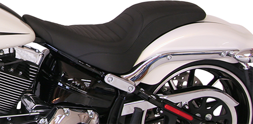 MUSTANG Tripper Fastback Seat- Ribbed - Harley-Davidson Breakout FXSB 2013-2017 - 76781 - PartsOutlet.com.au
