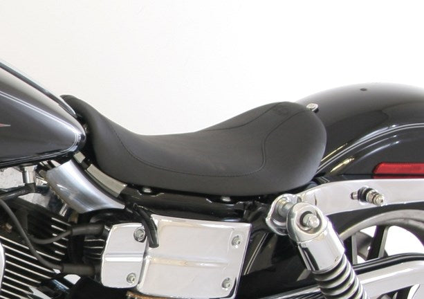 MUSTANG Runaround Solo Seat - Reduced Reach - Harley-Davidson Dyna 2006-2014 - 76866 - PartsOutlet.com.au