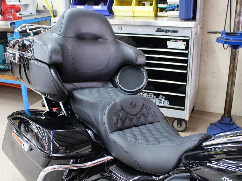 SADDLEMEN Lattice Stitch Road Sofa Seat - FL '08-'23 HD Touring - Street/ Road/ Electra - 808-07B-182 - PartsOutlet.com.au